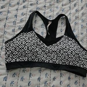 Excellent Used Condition XL Lucy Sports Bra